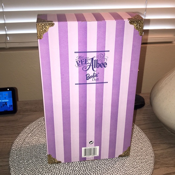 Collectible Barbie 1997 - Picture 3 of 9